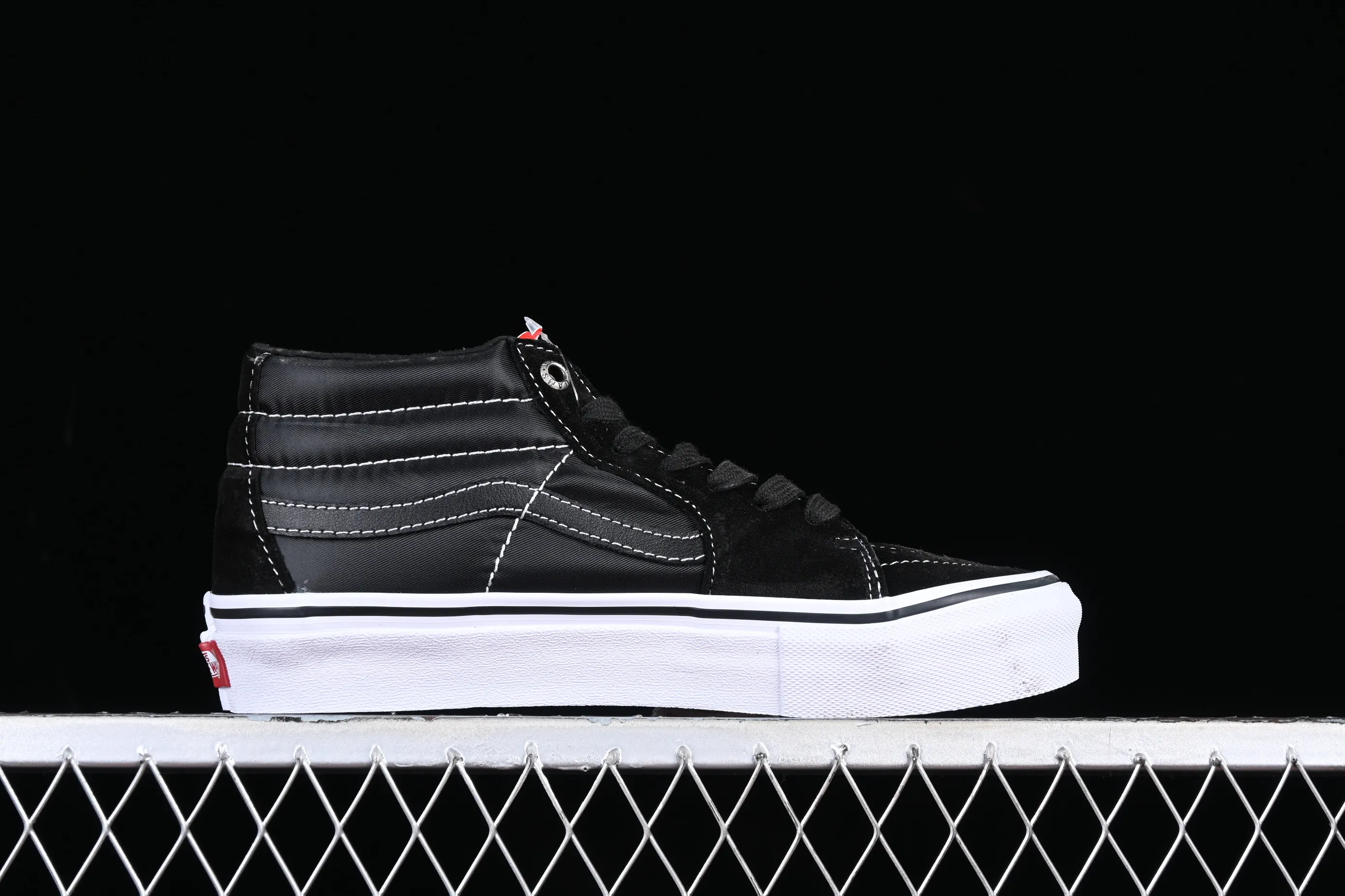 All categories Vans Vans series Vans Mid Vans China Vans Sk8-Mid Pro Antihero cooperation model mid-top professional skateboard shoes VN0A7TNH2D9